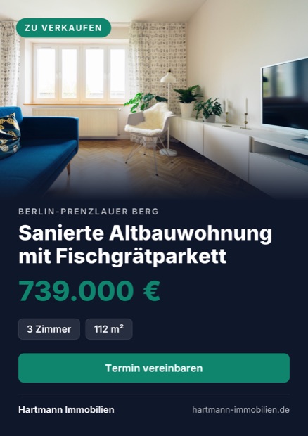Ein hochformatiger A4-Aushang: oben das Foto derselben Wohnung, darunter Ort, Titel, Preis, zwei Angaben und ein Handlungsknopf.